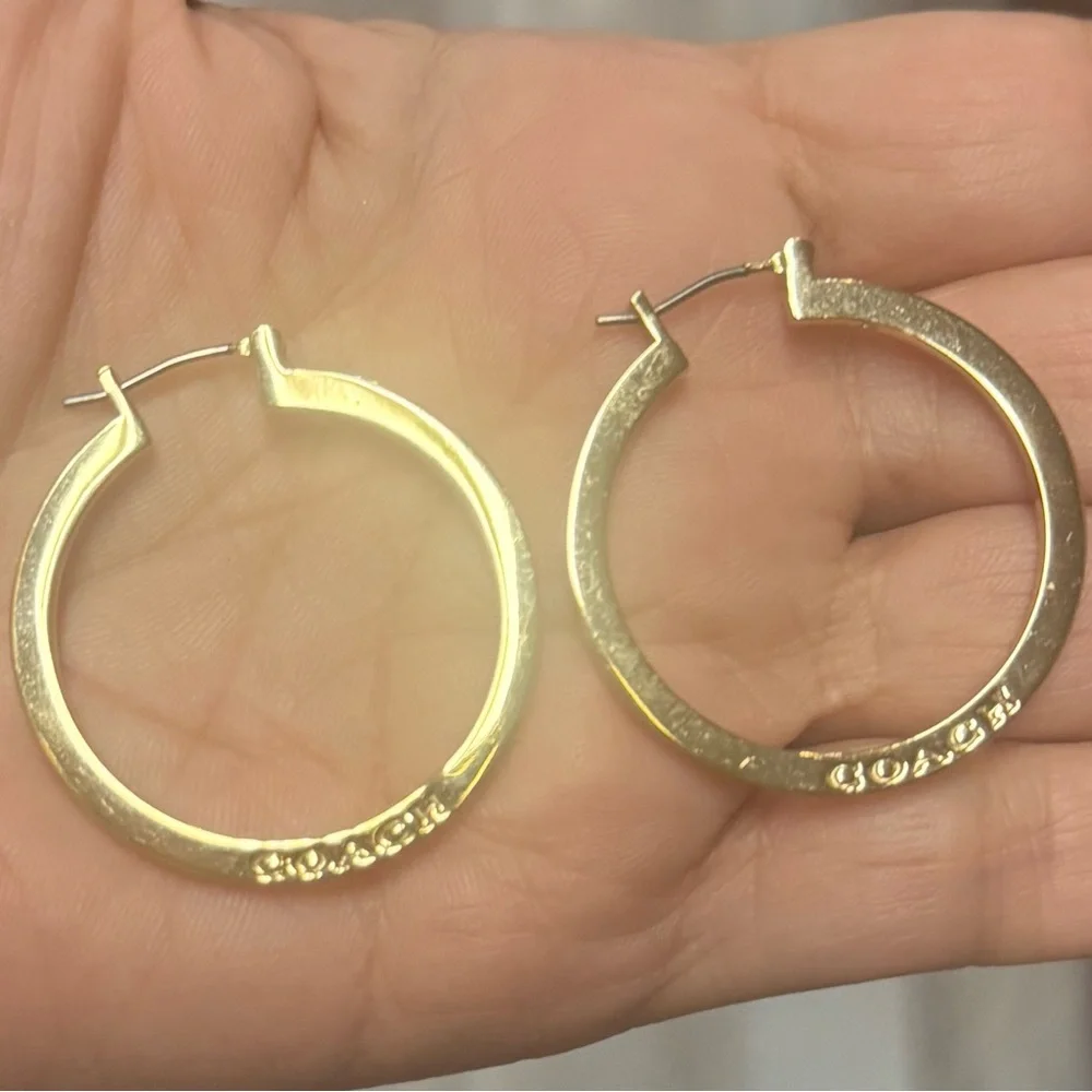 ⭐️Coach Gold Hoop Earrings⭐️ - Picture 3 of 8
